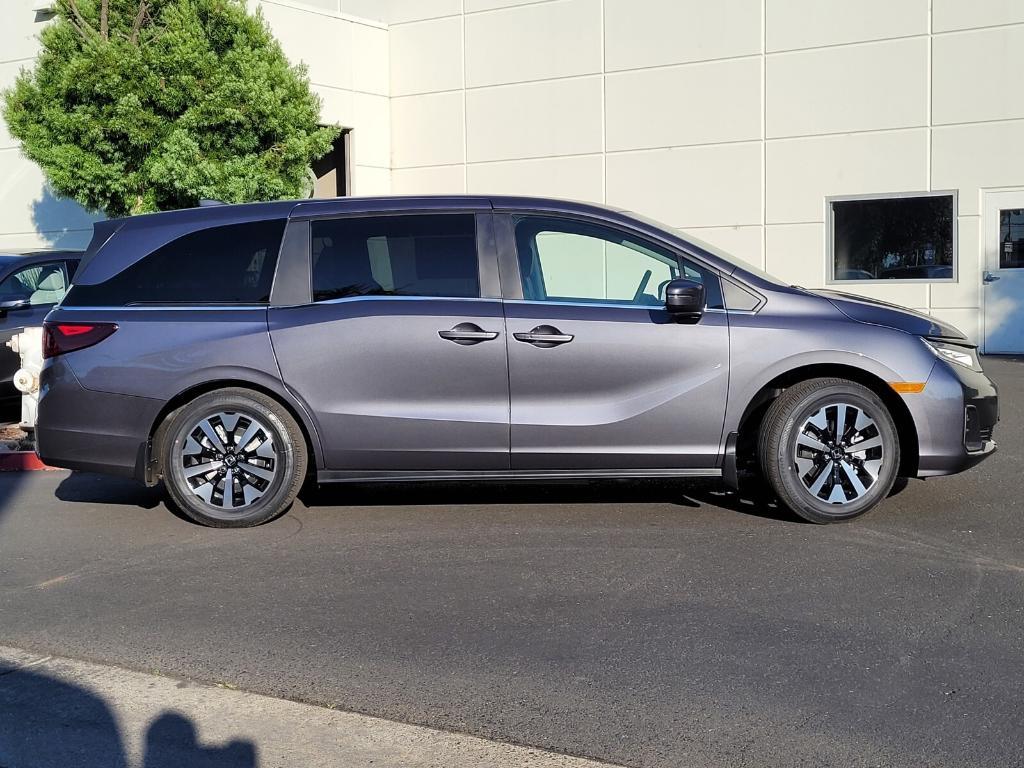 new 2025 Honda Odyssey car, priced at $45,365