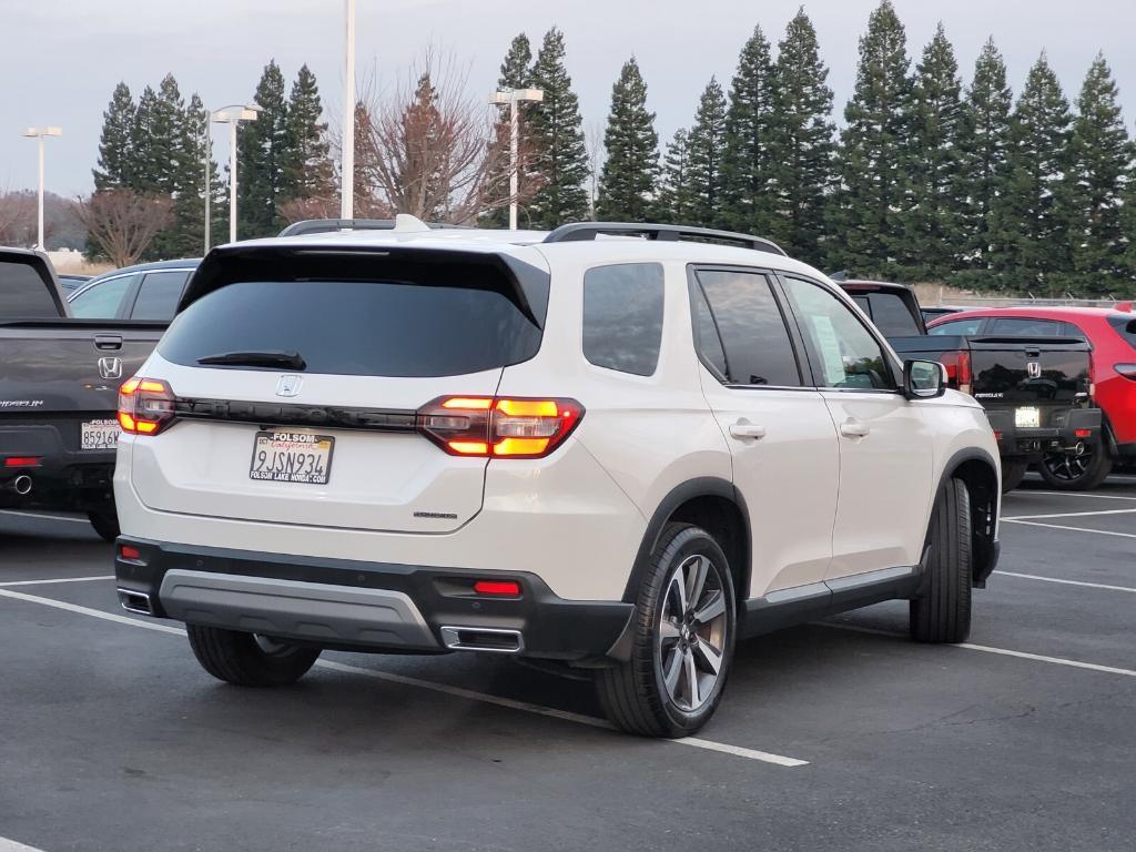 used 2024 Honda Pilot car, priced at $39,422