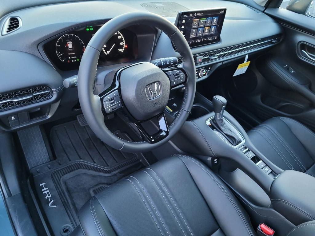 new 2025 Honda HR-V car, priced at $33,045