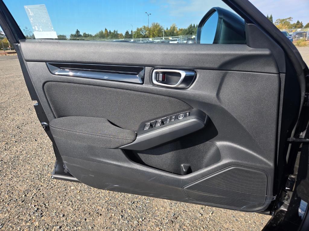 new 2026 Honda Civic Hybrid car, priced at $33,385