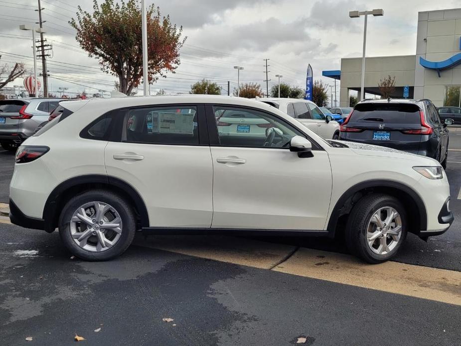 new 2025 Honda HR-V car, priced at $30,100