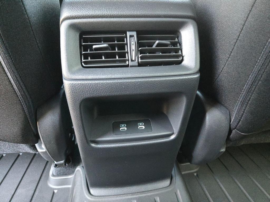 new 2026 Honda CR-V Hybrid car, priced at $40,275