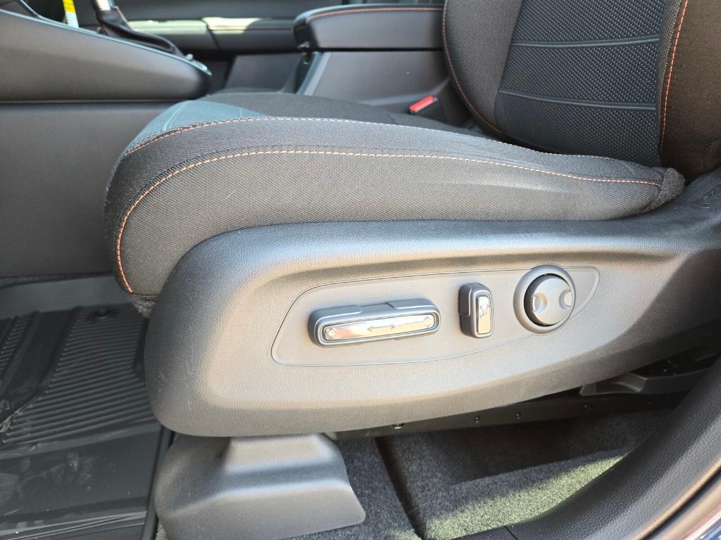 new 2026 Honda CR-V Hybrid car, priced at $41,890