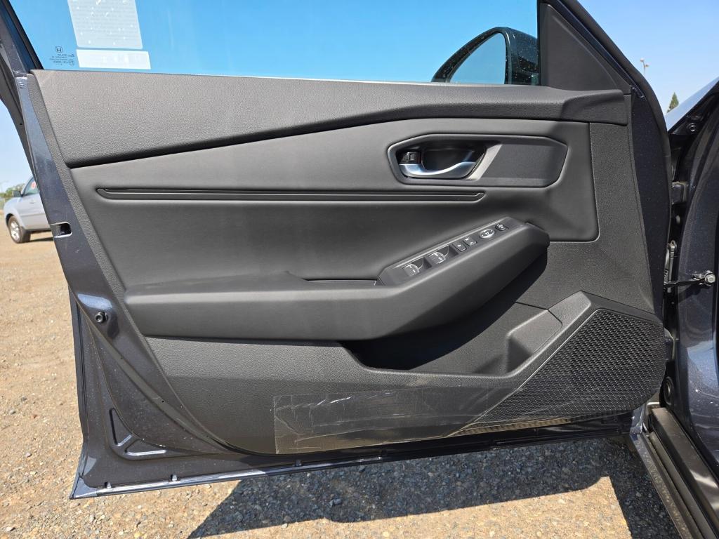 new 2025 Honda Accord car, priced at $33,405