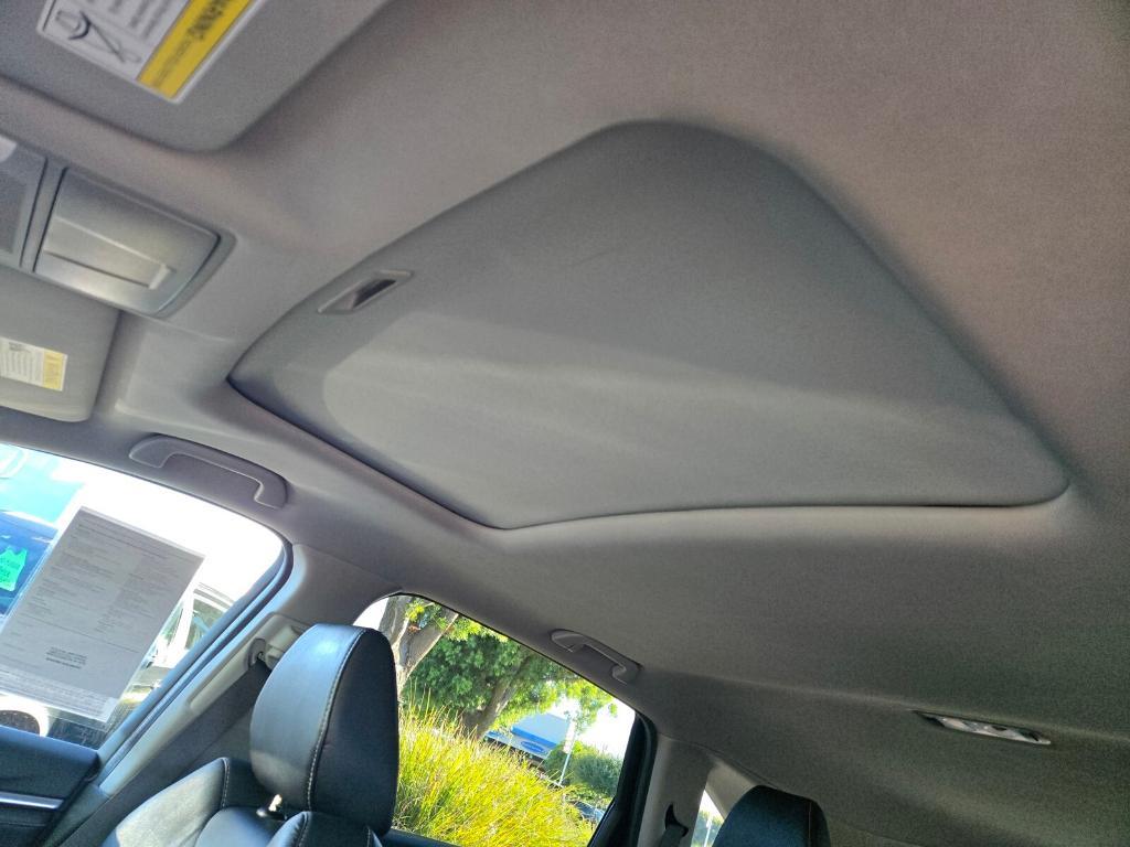 used 2019 Acura MDX car, priced at $22,998