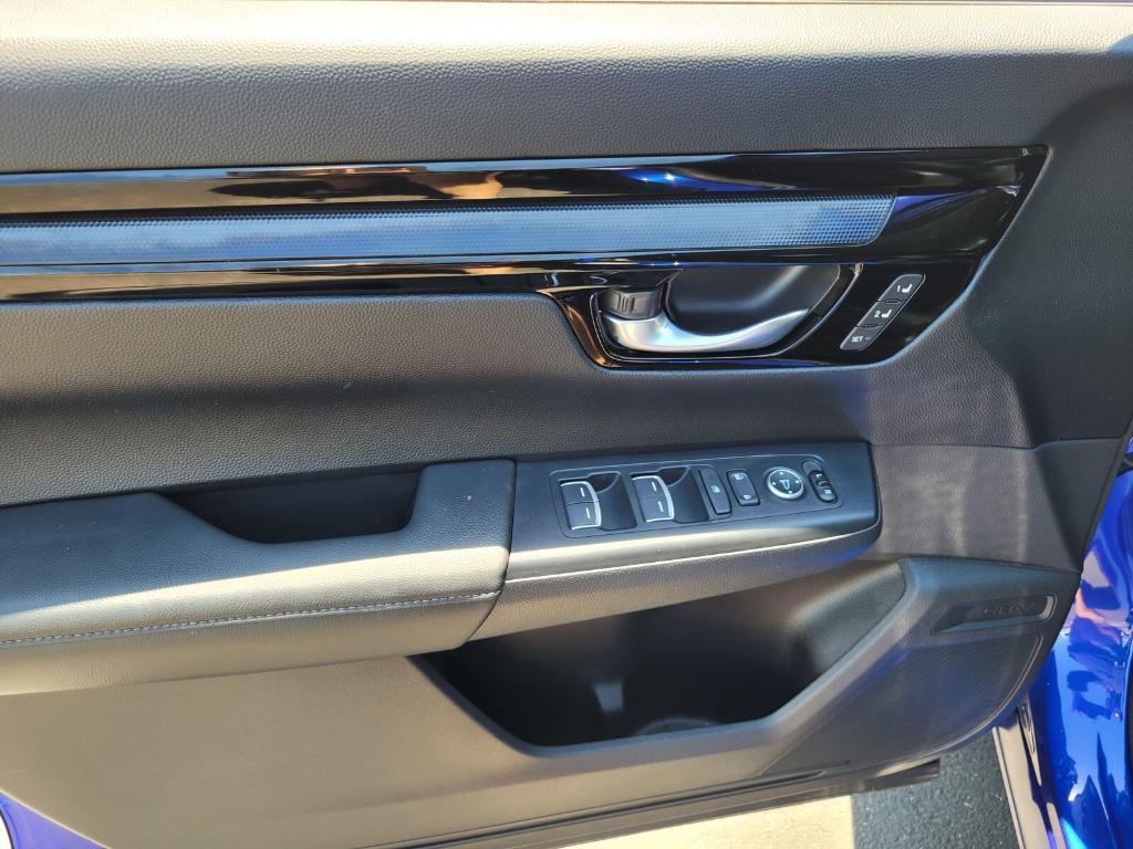 used 2024 Honda CR-V car, priced at $35,632