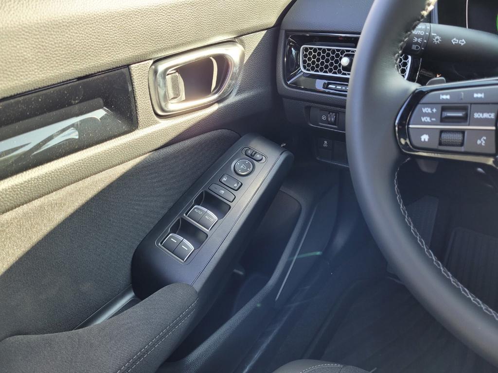new 2025 Honda Civic Hybrid car, priced at $32,250