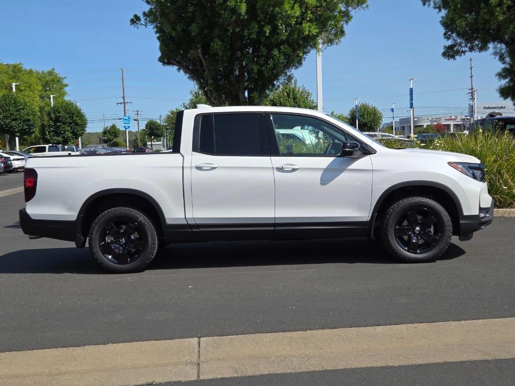 new 2025 Honda Ridgeline car, priced at $50,600