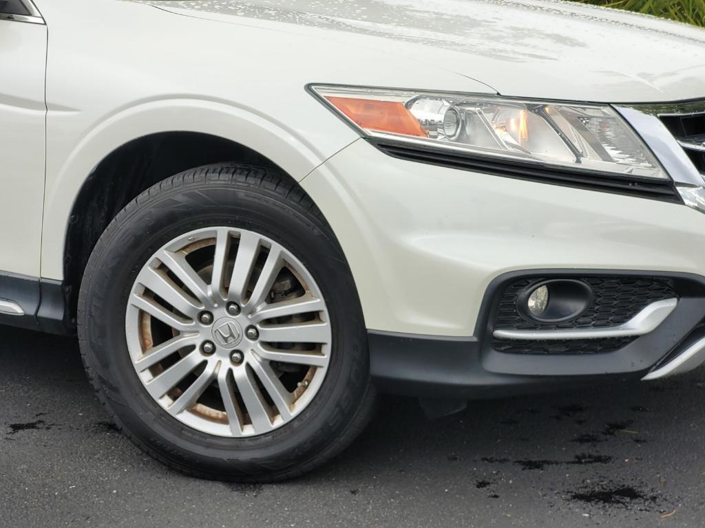 used 2015 Honda Crosstour car, priced at $10,993