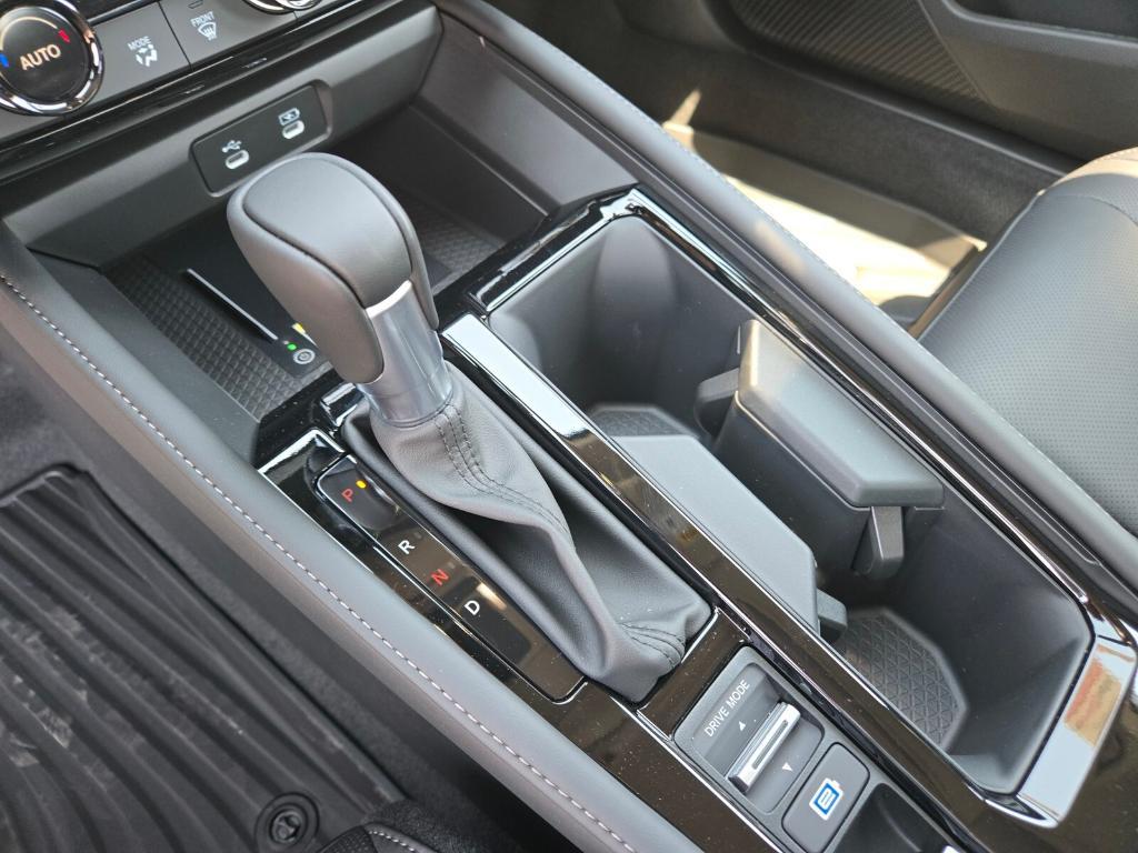 new 2025 Honda Accord Hybrid car, priced at $42,190