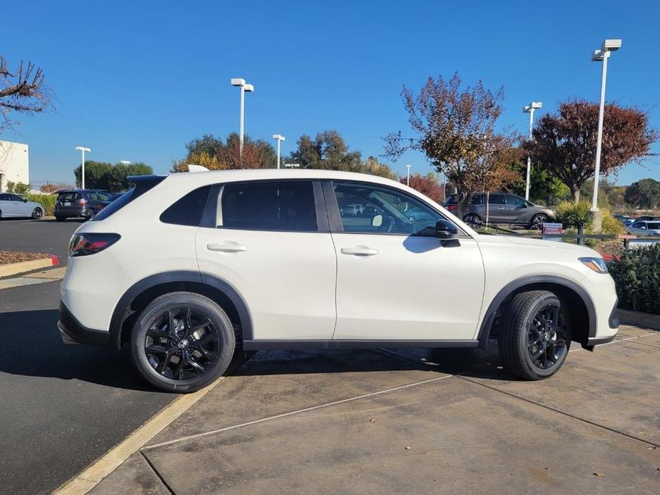 new 2025 Honda HR-V car, priced at $32,100