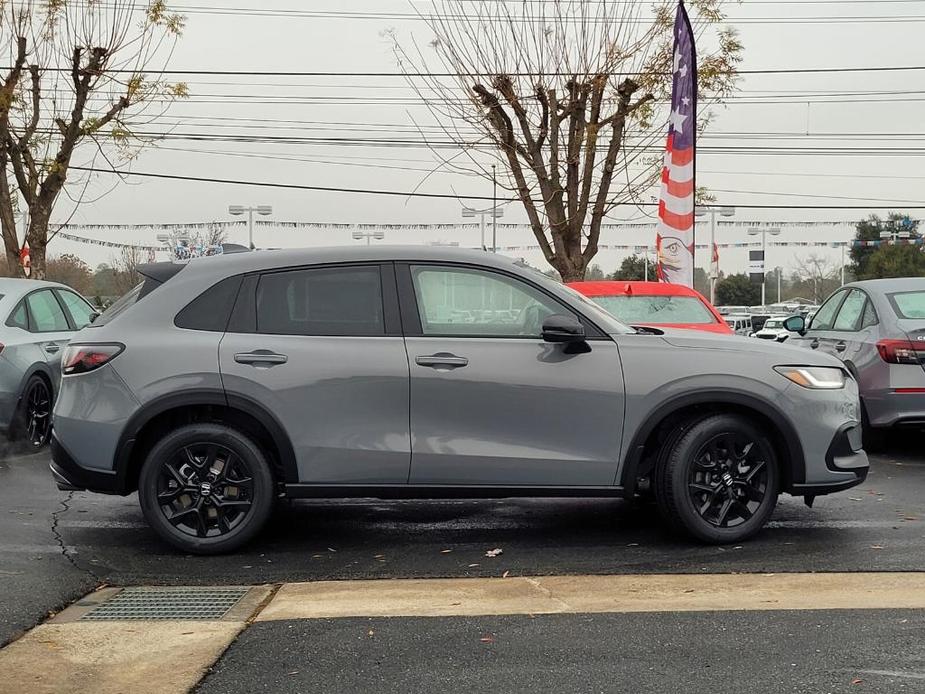 new 2025 Honda HR-V car, priced at $32,100