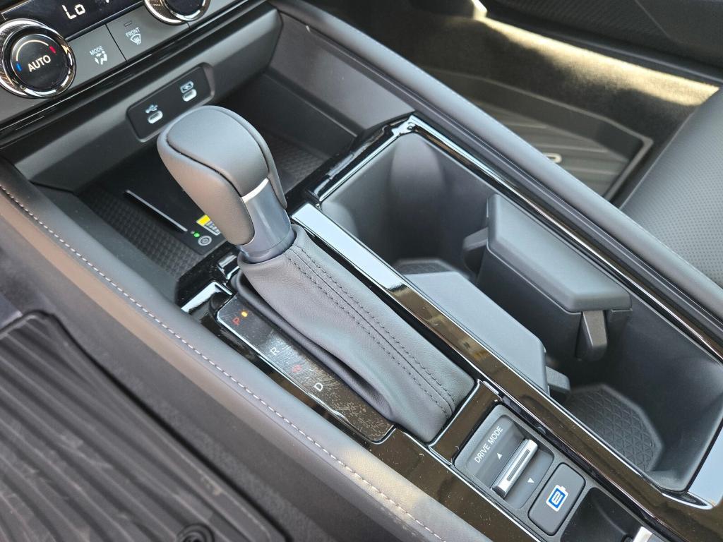 new 2025 Honda Accord Hybrid car, priced at $42,145