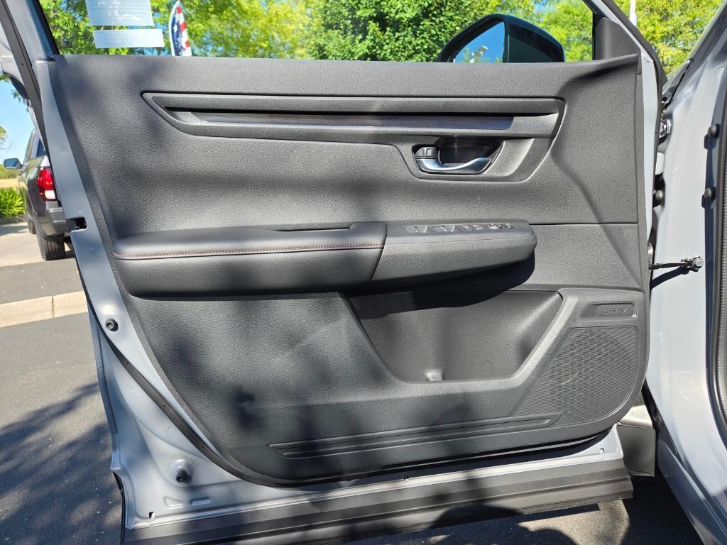 new 2026 Honda CR-V Hybrid car, priced at $40,730