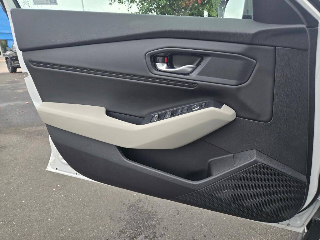 new 2025 Honda Accord car, priced at $33,905