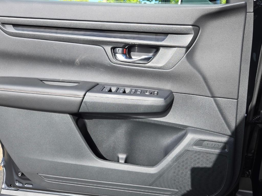 new 2025 Honda CR-V Hybrid car, priced at $37,740