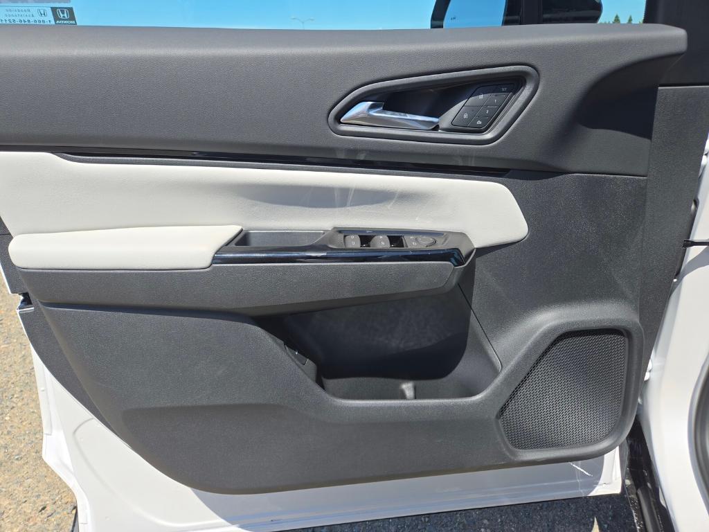new 2025 Honda Prologue car, priced at $55,300