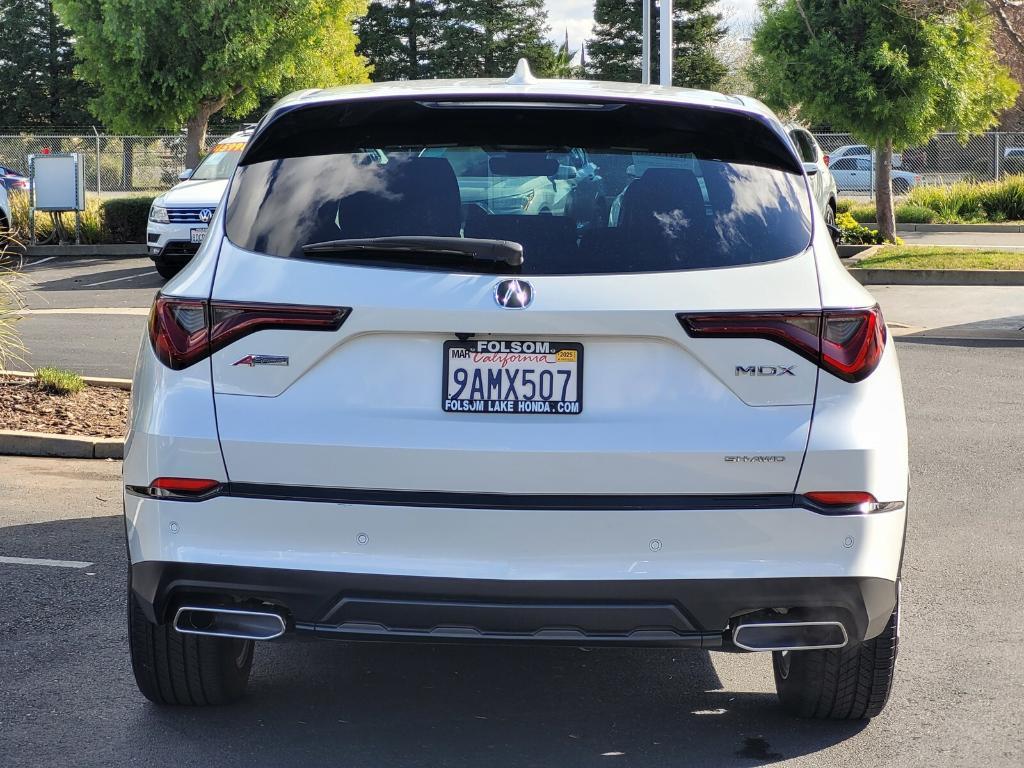 used 2022 Acura MDX car, priced at $43,997