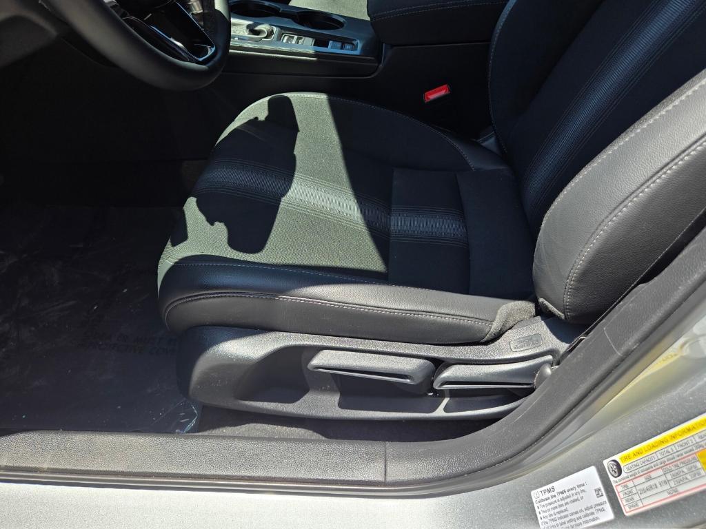 used 2025 Honda Civic Hybrid car, priced at $31,937