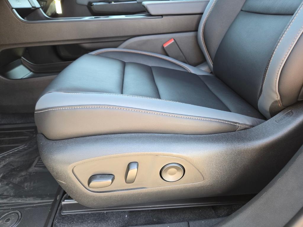 new 2025 Honda Prologue car, priced at $55,300