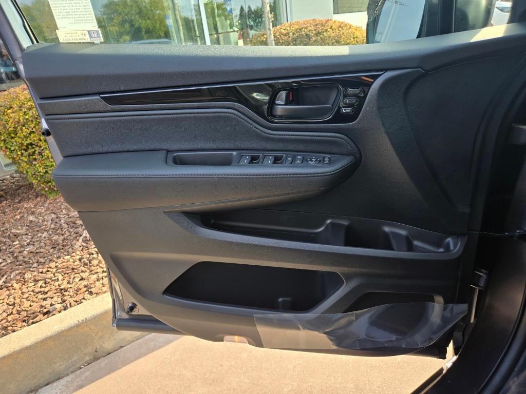 new 2026 Honda Odyssey car, priced at $50,685
