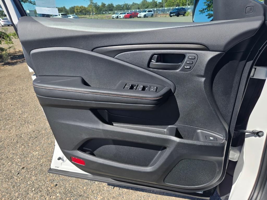 new 2025 Honda Ridgeline car, priced at $50,925