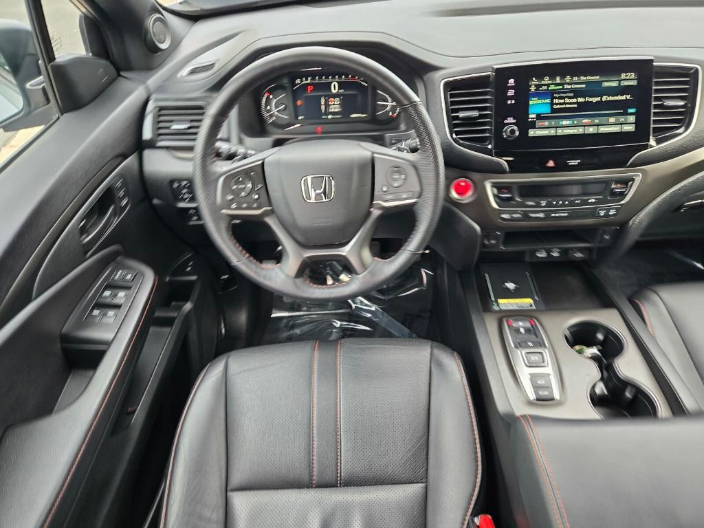 used 2025 Honda Passport car, priced at $41,499