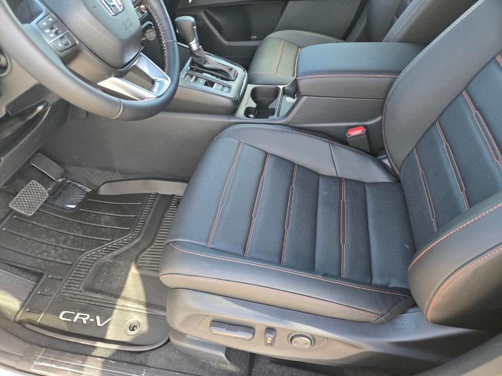 new 2026 Honda CR-V Hybrid car, priced at $41,870