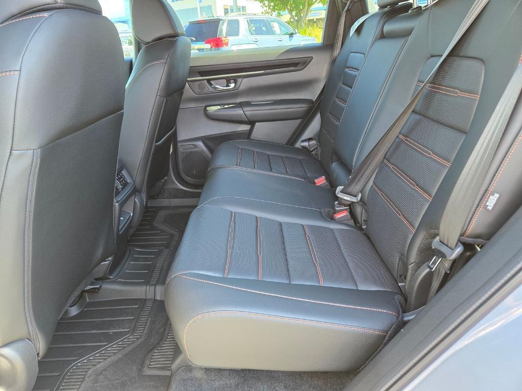 new 2026 Honda CR-V Hybrid car, priced at $43,825