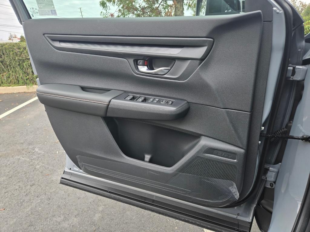 new 2026 Honda CR-V Hybrid car, priced at $39,230