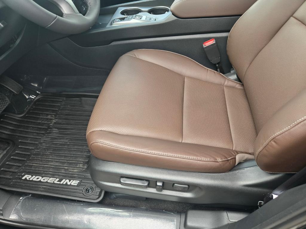 new 2025 Honda Ridgeline car, priced at $46,170