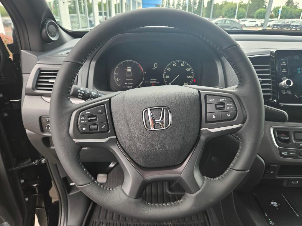 new 2025 Honda Ridgeline car, priced at $46,170