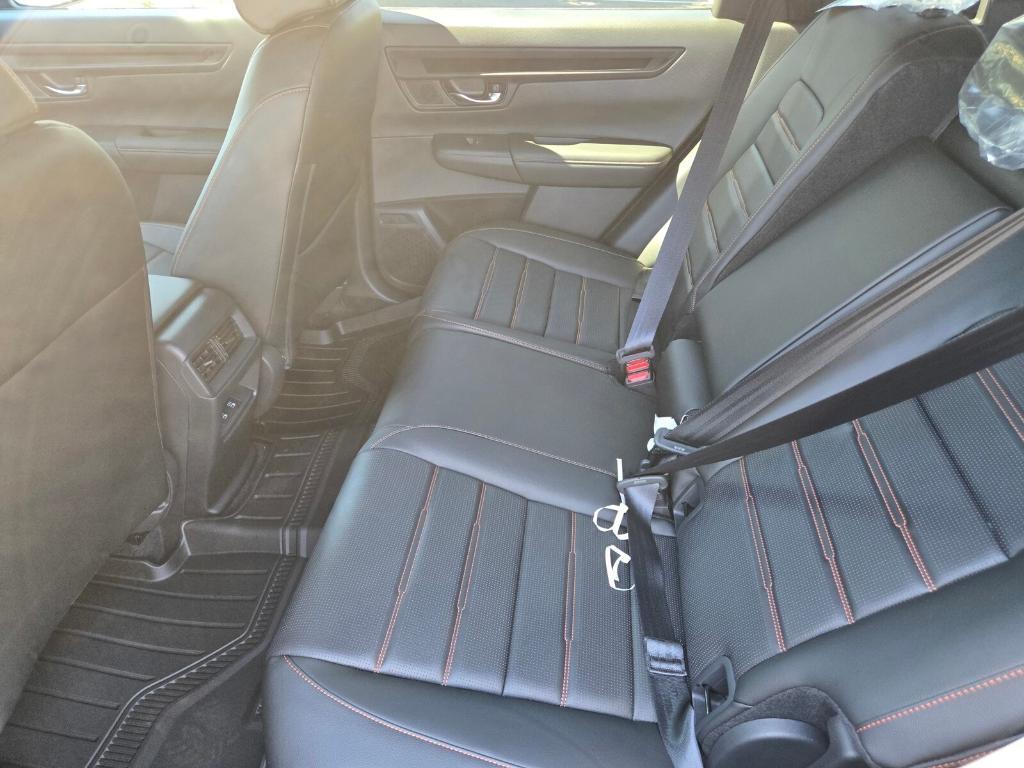 new 2026 Honda CR-V Hybrid car, priced at $43,370