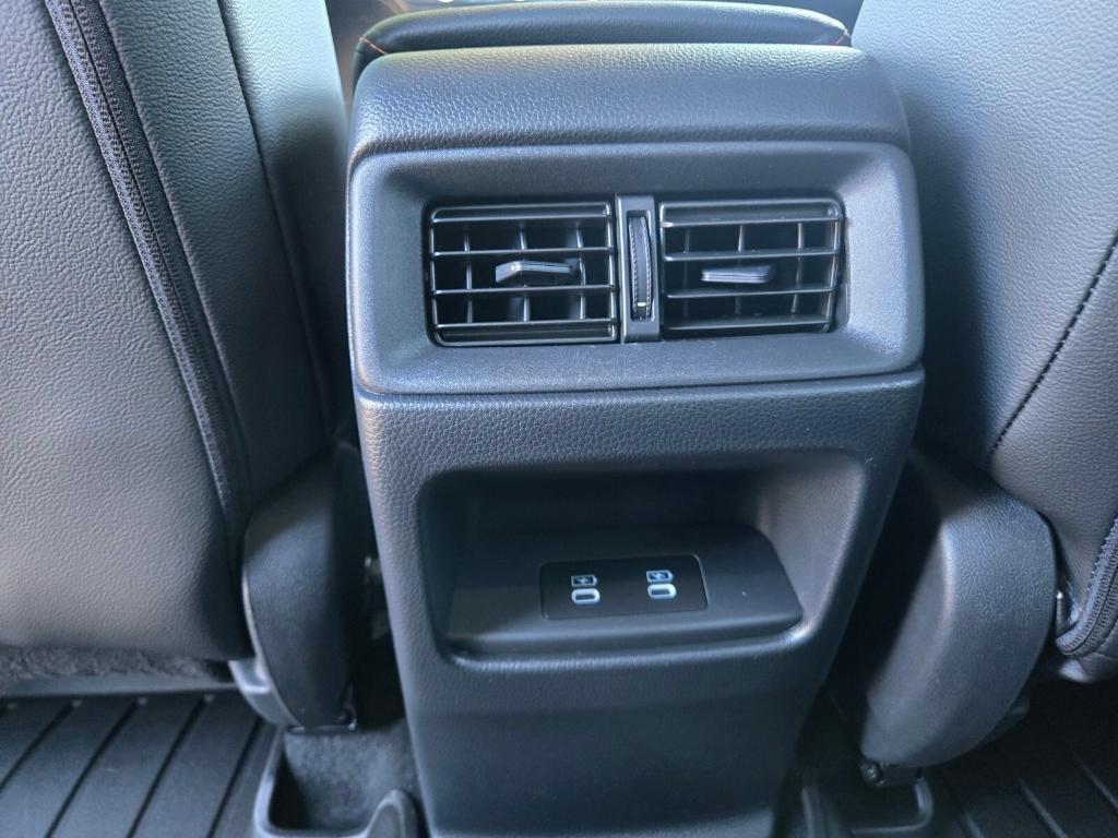 new 2026 Honda CR-V Hybrid car, priced at $43,370