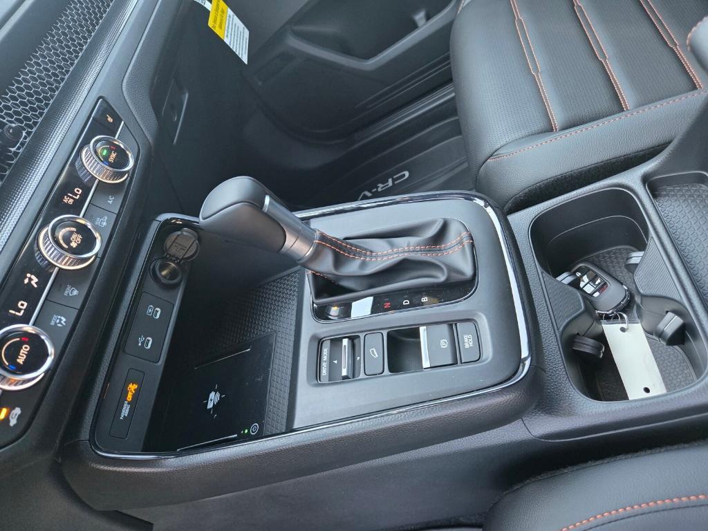 new 2026 Honda CR-V Hybrid car, priced at $43,370