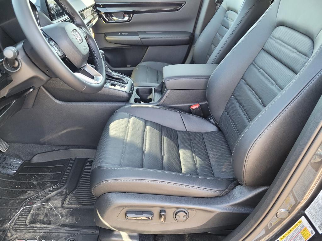 new 2025 Honda CR-V car, priced at $39,590