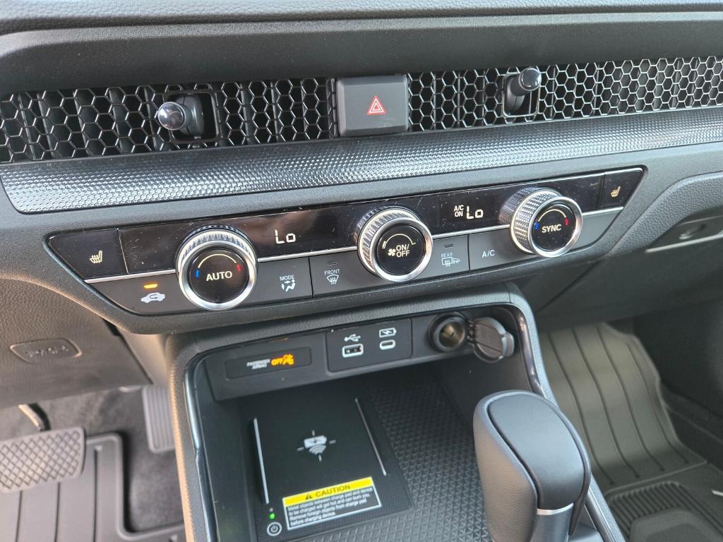 new 2025 Honda CR-V Hybrid car, priced at $42,695