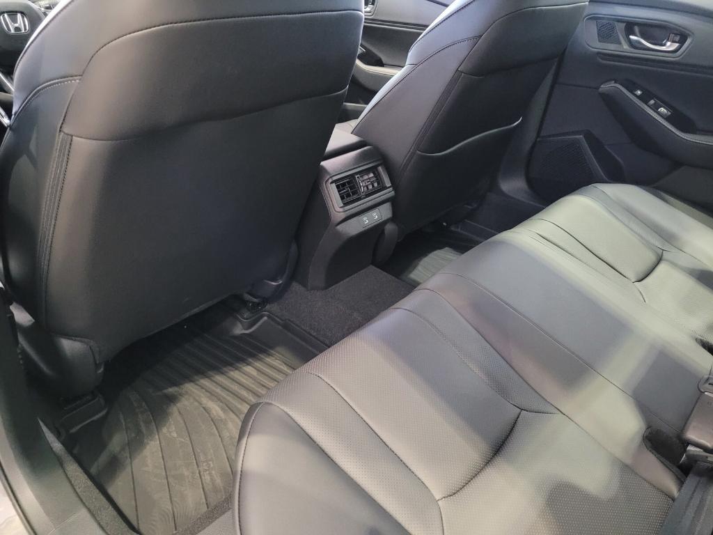 new 2025 Honda Accord Hybrid car, priced at $42,600
