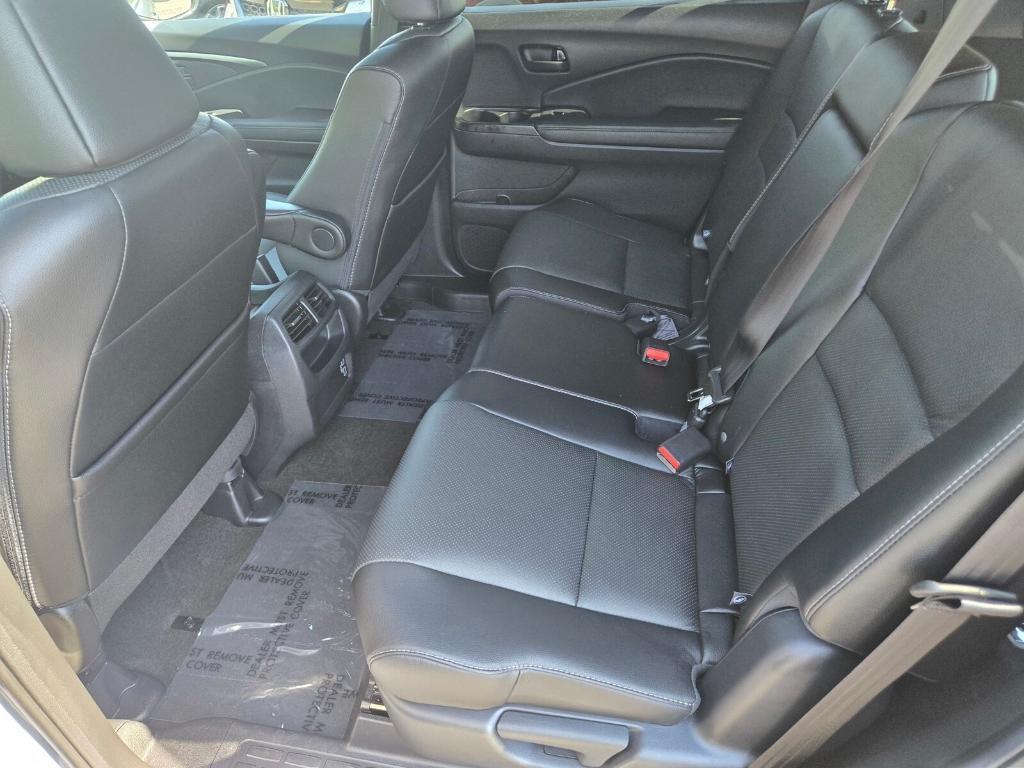 used 2022 Honda Passport car, priced at $33,851