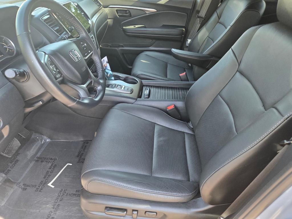 used 2022 Honda Passport car, priced at $33,851