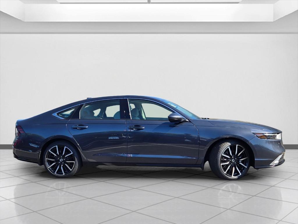 new 2025 Honda Accord Hybrid car, priced at $42,145
