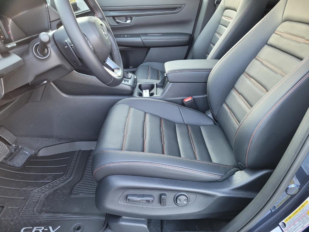 new 2026 Honda CR-V Hybrid car, priced at $41,815