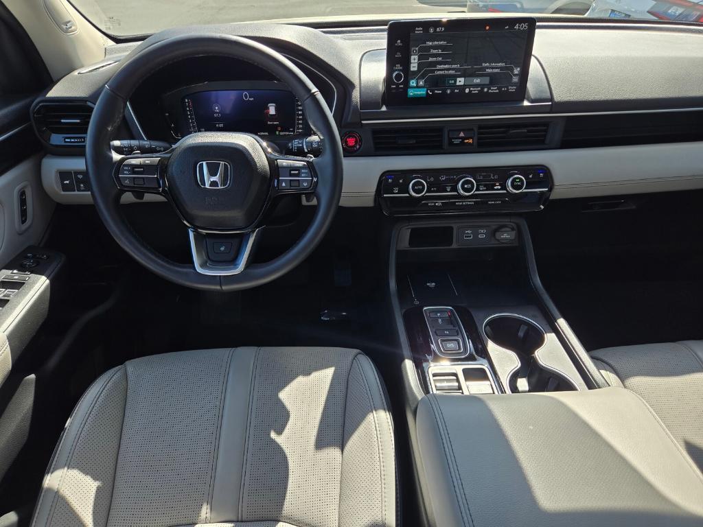 used 2023 Honda Pilot car, priced at $46,771