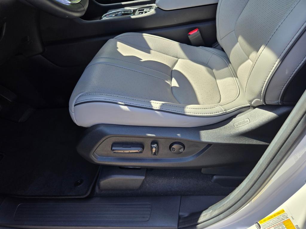 used 2023 Honda Pilot car, priced at $46,771
