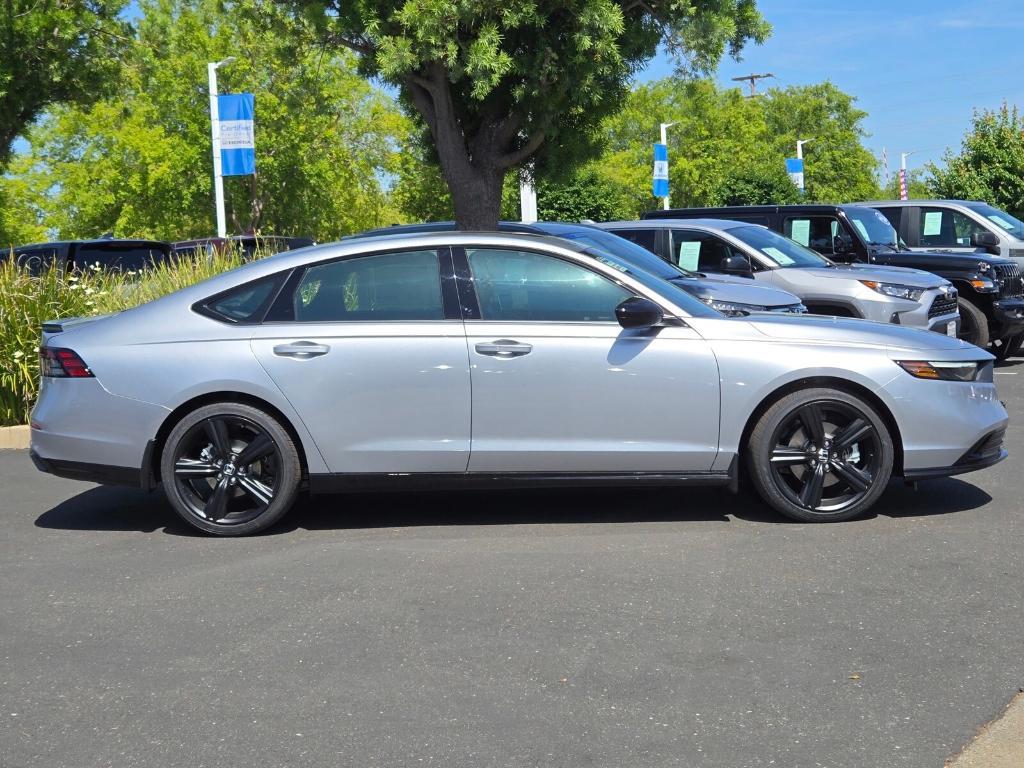 new 2025 Honda Accord Hybrid car, priced at $38,220