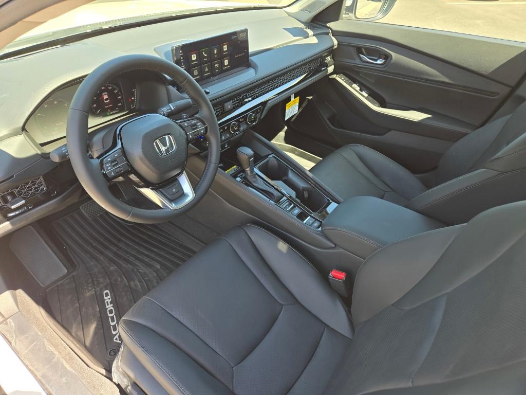 new 2025 Honda Accord Hybrid car, priced at $42,600