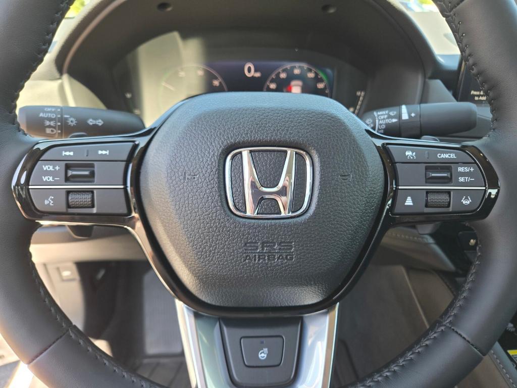 new 2025 Honda Accord Hybrid car, priced at $42,600