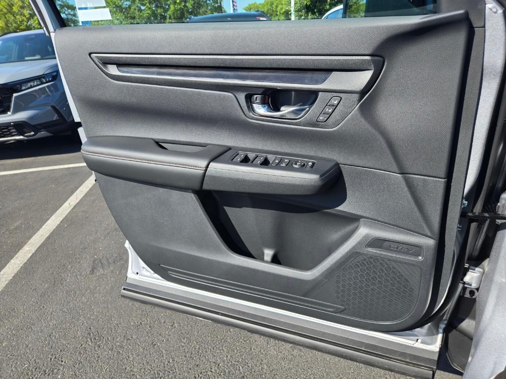 new 2026 Honda CR-V Hybrid car, priced at $43,370