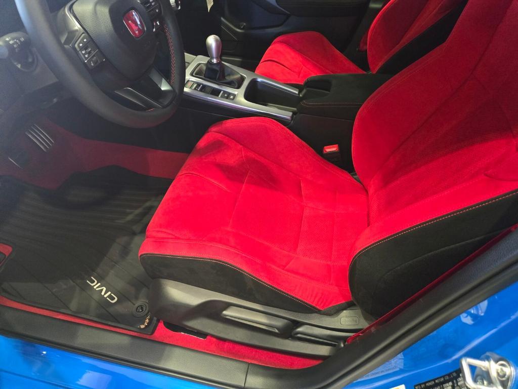 new 2025 Honda Civic Type R car