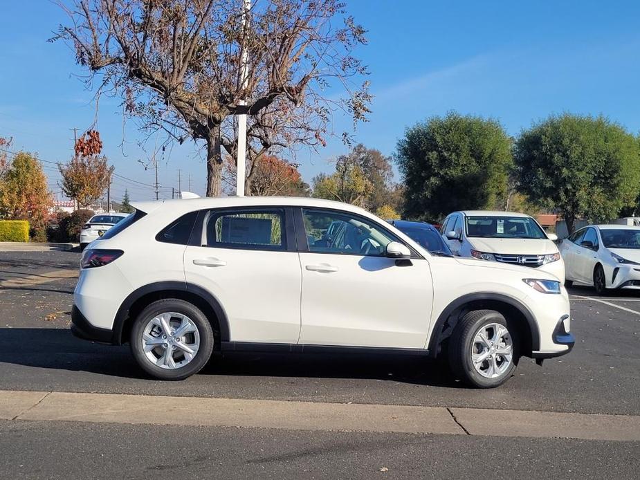 new 2025 Honda HR-V car, priced at $28,900